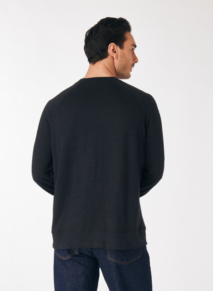 Long sleeve sweatshirt