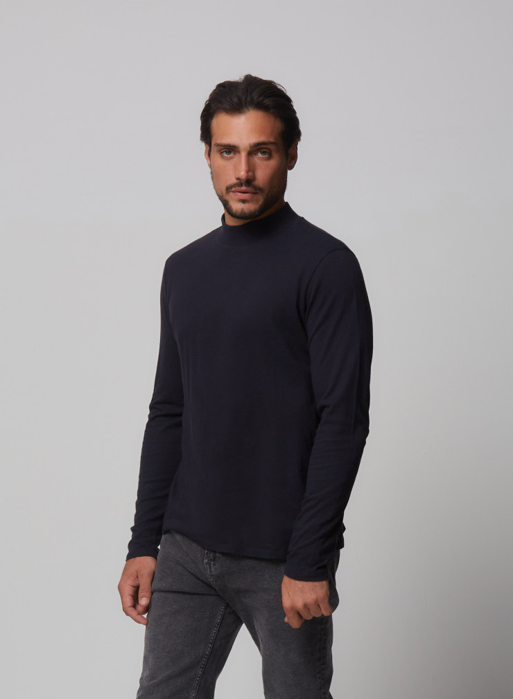 Cotton / Cashmere long sleeve turtleneck t-shirt