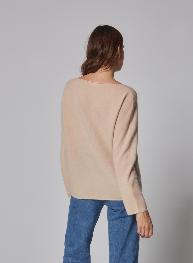 Cashmere boat neck sweater