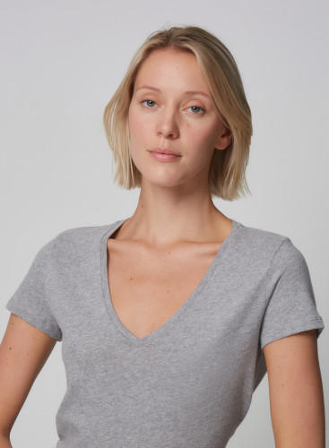Camiseta Julia cuello V de manga corta de Algodón