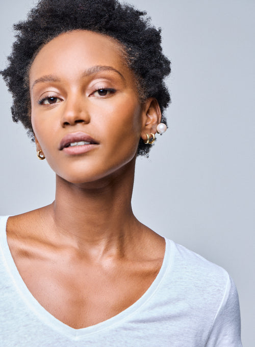 T-shirt Blanc Col V Manches Courtes en Lin et Elasthanne - MAJESTIC FILATURES