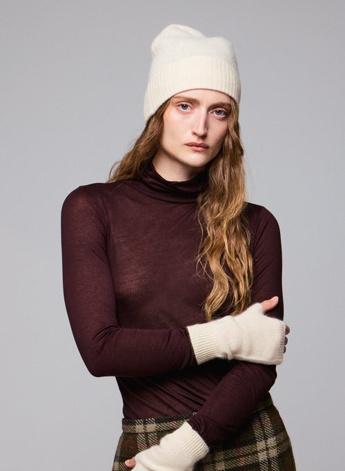 Bonnet Blanc en Raccoon / Polyamide - MAJESTIC FILATURES