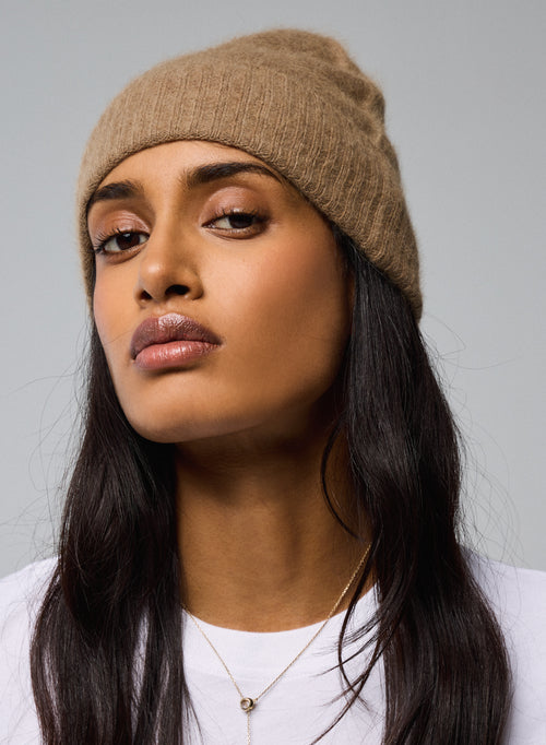 Beige beanie in Raccon wool / Polyamide - MAJESTIC FILATURES