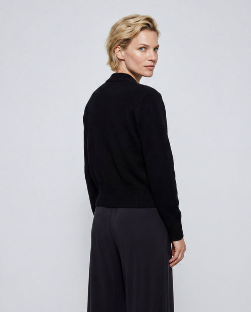 Gilet Noir Col Rond Manches Longues en Raccoon / Polyamide - MAJESTIC FILATURES