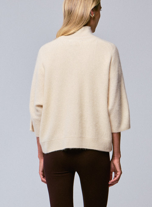 White Turtleneck Kimono Sleeves Sweater in Raccoon wool / Polyamide - MAJESTIC FILATURES