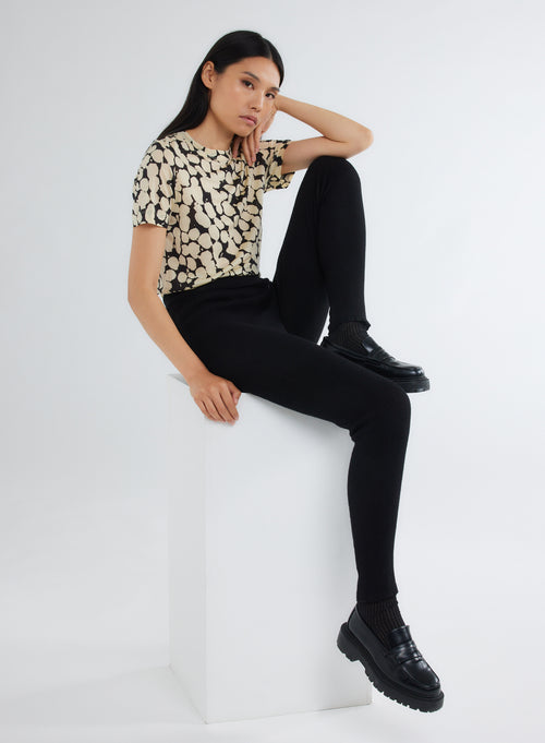 Long Ribbed Black Legging in Merino Wool - MAJESTIC FILATURES