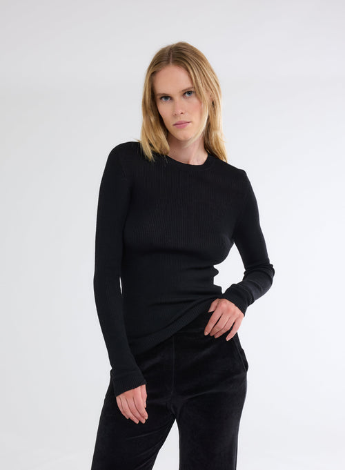 Black Ribbed Merino Wool Round Neck Long Sleeve Sweater - MAJESTIC FILATURES
