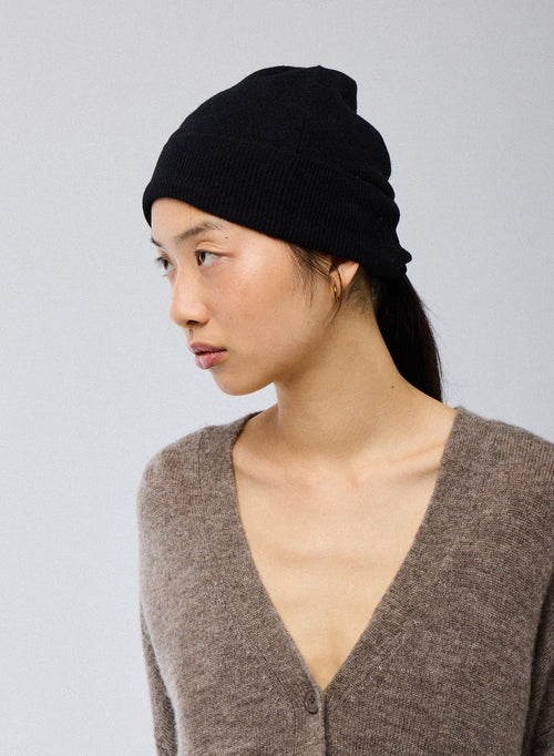 Black Cashmere Beanie - MAJESTIC FILATURES