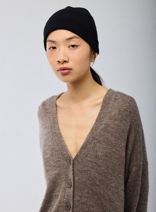 Black Cashmere Beanie - MAJESTIC FILATURES