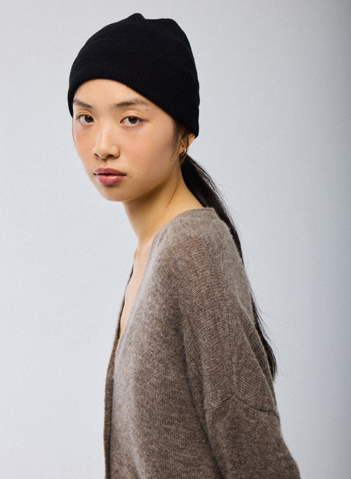 Gorro Negro de Cachemir - MAJESTIC FILATURES