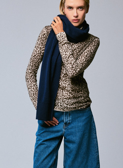 Navy Cashmere Scarf - MAJESTIC FILATURES