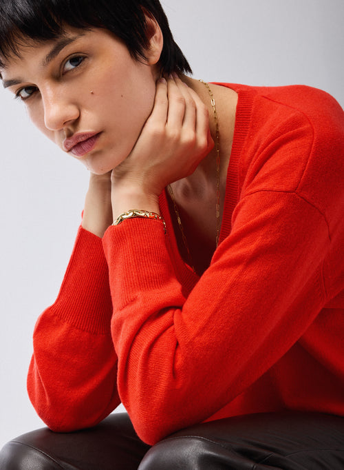 Pull Rouge Col V Manches Longues en Cachemire - MAJESTIC FILATURES