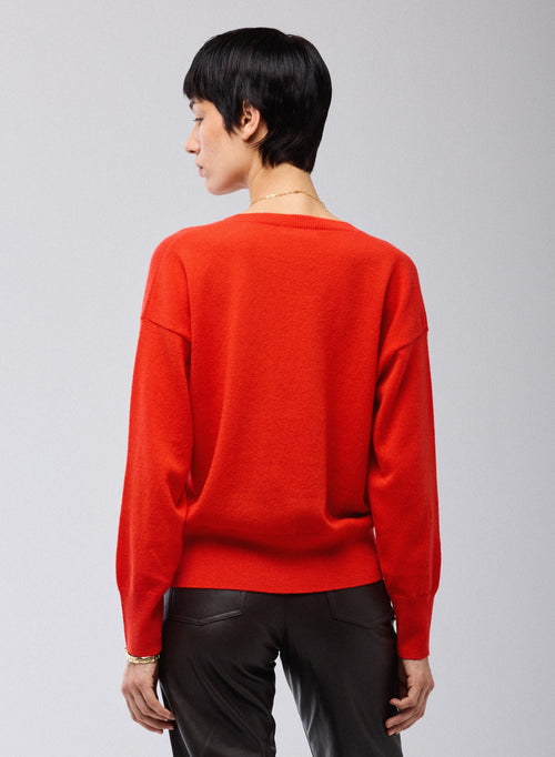 Pull Rouge Col V Manches Longues en Cachemire - MAJESTIC FILATURES