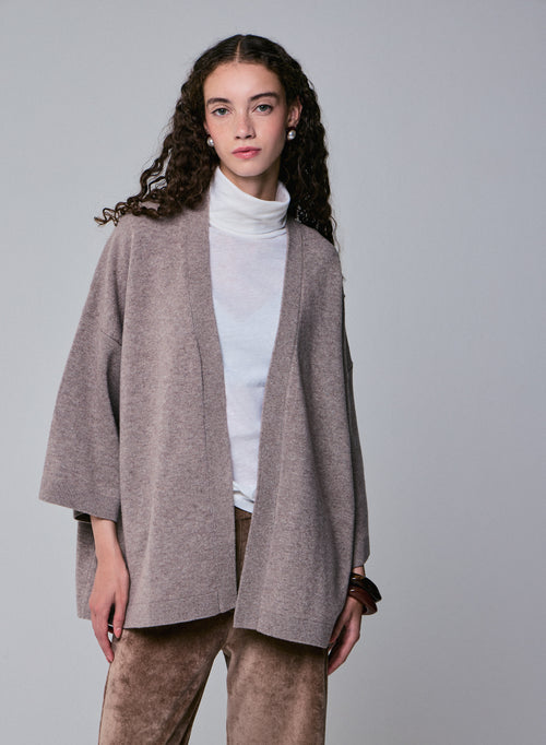 Beige Strickjacke mit langärmeligem Schalkragen aus Merinowolle - MAJESTIC FILATURES