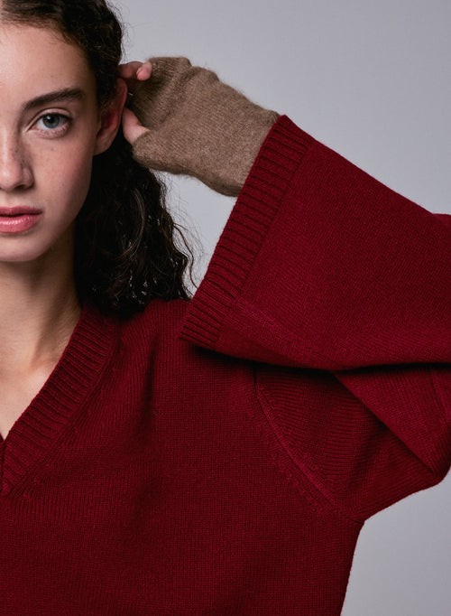 Pull Rouge Col V Manches Longues en Laine merinos - MAJESTIC FILATURES