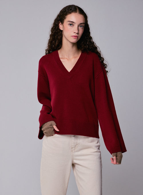 Pull Rouge Col V Manches Longues en Laine merinos - MAJESTIC FILATURES