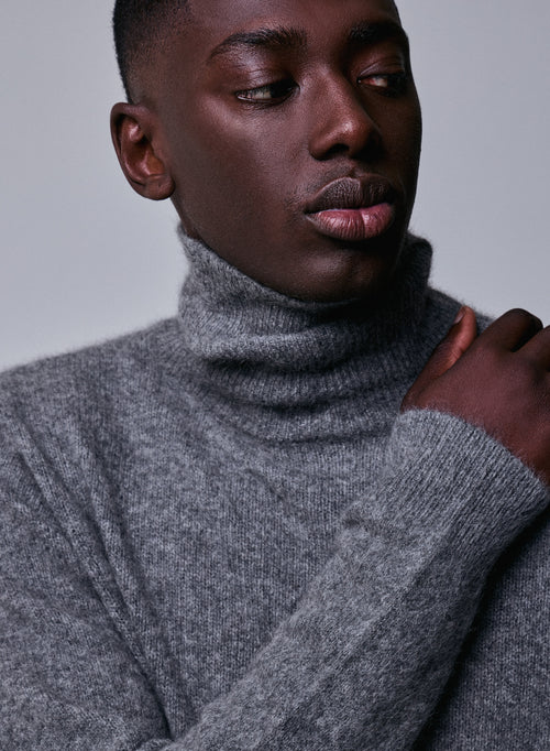Grey long-sleeved turtleneck sweater in wool / Fox / Polyamide - MAJESTIC FILATURES