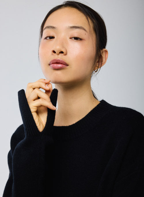 Pull Noir Col Rond Manches Longues en Laine / Cachemire - MAJESTIC FILATURES