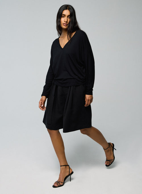 Schwarzes Langarm-T-Shirt aus Viskose / Elasthan mit V-Ausschnitt - MAJESTIC FILATURES