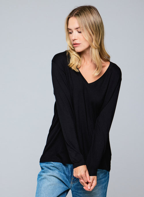 Schwarzes Langarm-T-Shirt aus Viskose / Elasthan mit V-Ausschnitt - MAJESTIC FILATURES