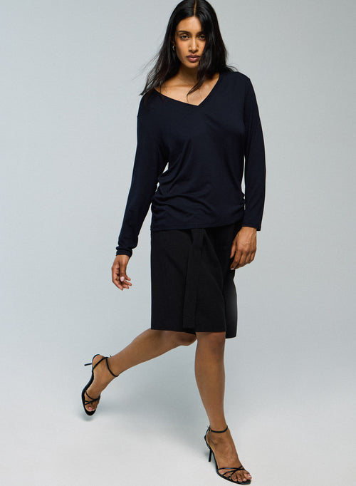 Marineblaues Langarm-T-Shirt aus Viskose / Elasthan mit V-Ausschnitt - MAJESTIC FILATURES