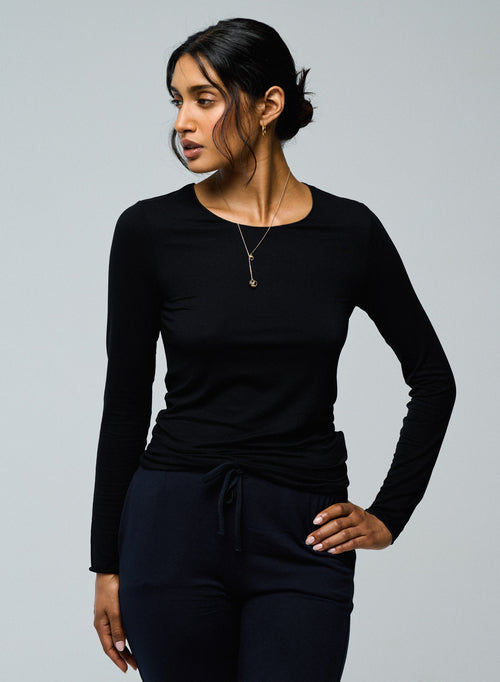 T-shirt Noir Col Rond Manches Longues en Viscose et Elasthanne - MAJESTIC FILATURES