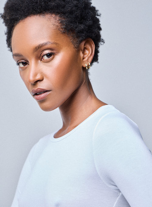 White Round Neck Long Sleeves T-shirt in Viscose / Elastane - MAJESTIC FILATURES