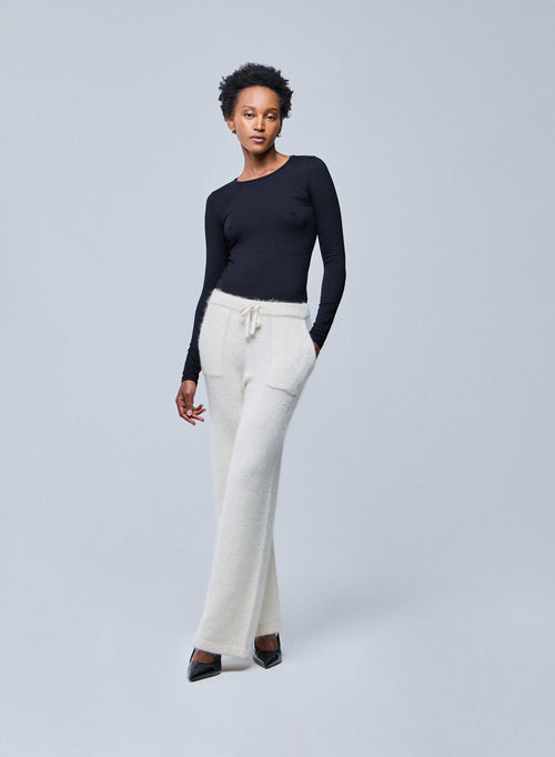 Black Round Neck Long Sleeves T-shirt in Viscose / Elastane - MAJESTIC FILATURES