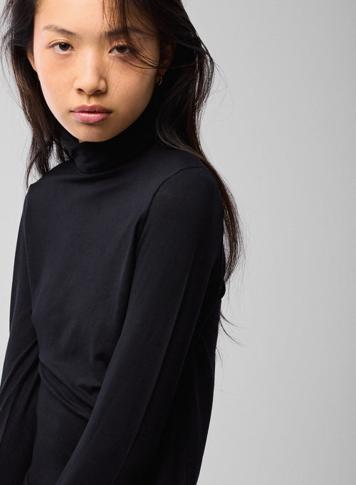 Black Long Sleeves Turtleneck T-shirt in Viscose Elastane WOMEN