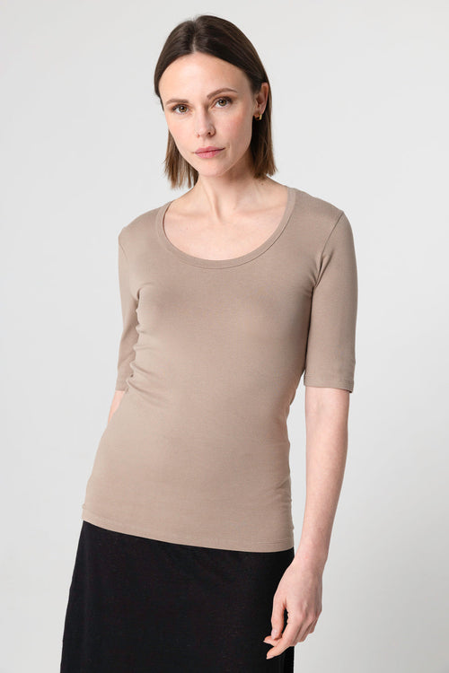 T-shirt Marron Col U Manches Coudes en Viscose / Elasthanne - MAJESTIC FILATURES