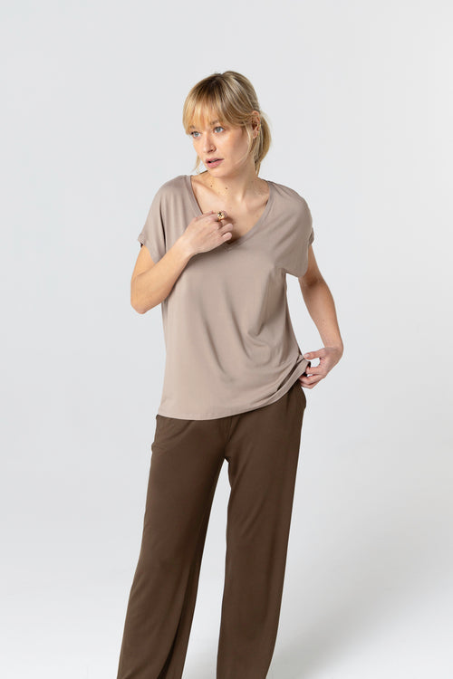Brown V-neck Short-Sleeve T-Shirt in Viscose / Elastane - MAJESTIC FILATURES