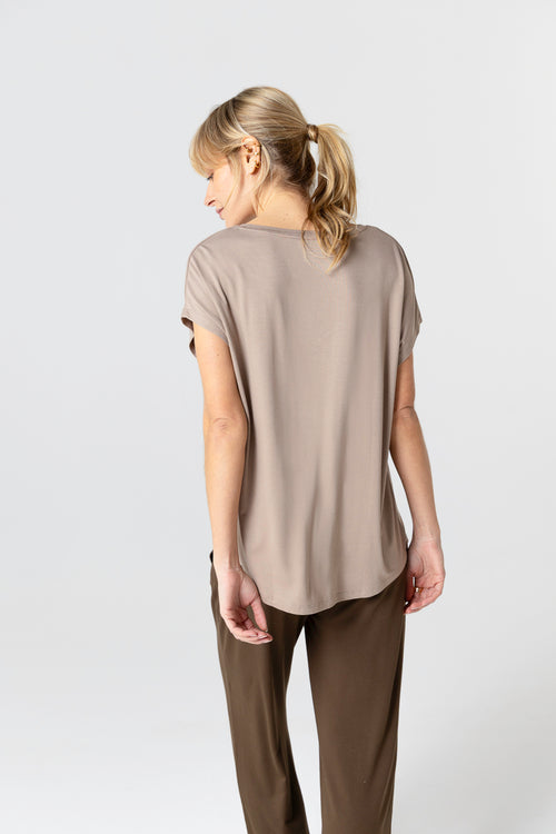 Brown V-neck Short-Sleeve T-Shirt in Viscose / Elastane - MAJESTIC FILATURES