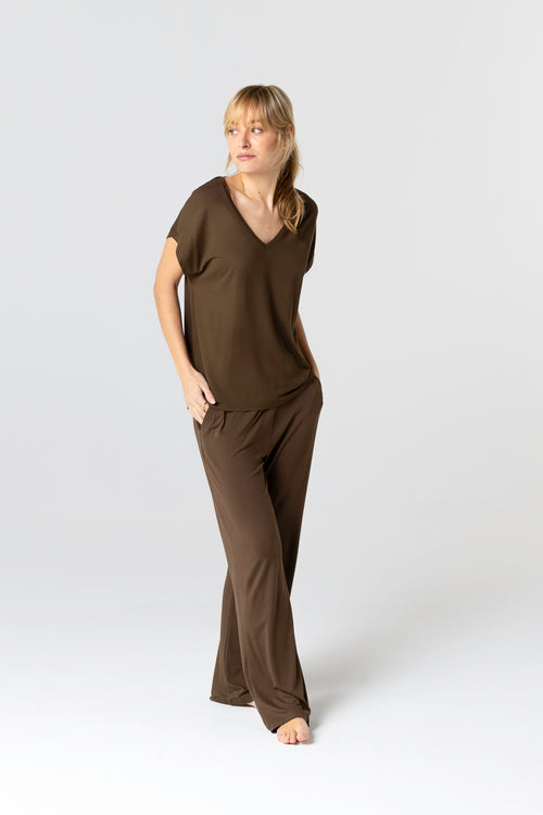 T-shirt Marron Foncé Col V Manches Courtes en Viscose / Elasthanne - MAJESTIC FILATURES