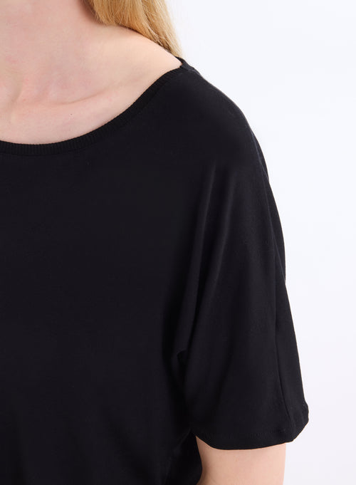 Camiseta negra oversize de viscosa y elastano de manga corta y cuello redondo - MAJESTIC FILATURES