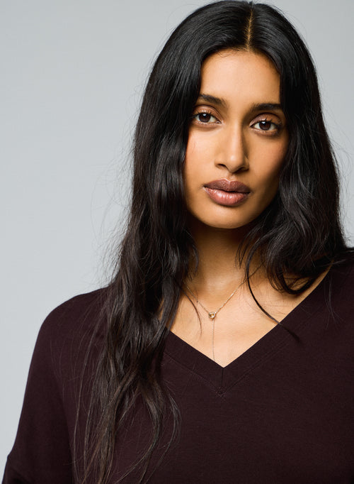 Auberginfarbenes Sweatshirt mit V-Ausschnitt und langen Ärmeln aus Viskose / Elasthan - MAJESTIC FILATURES