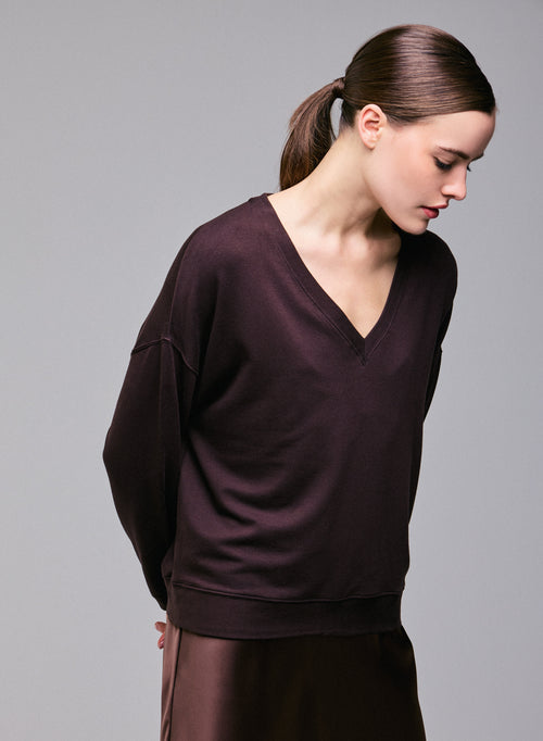 Sweat Marron Col V Manches Longues en Viscose / Elasthanne - MAJESTIC FILATURES