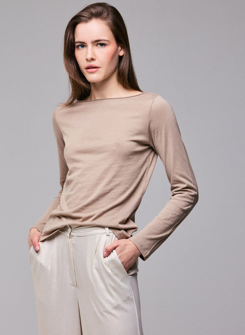Camiseta beige con cuello barco de manga larga en algodón orgánico / cachemir - MAJESTIC FILATURES