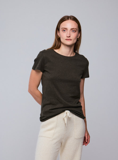 Camiseta verde de manga corta con cuello redondo en algodón orgánico - MAJESTIC FILATURES