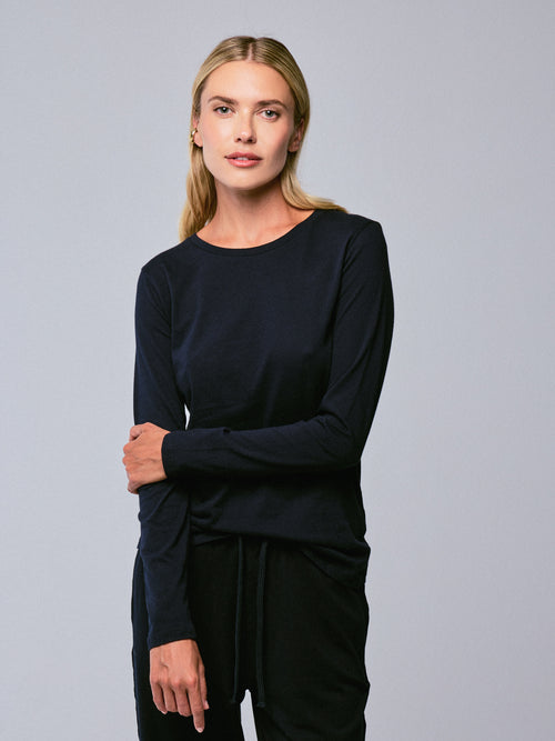 Camiseta de manga corta con cuello redondo azul marino en algodón orgánico - MAJESTIC FILATURES