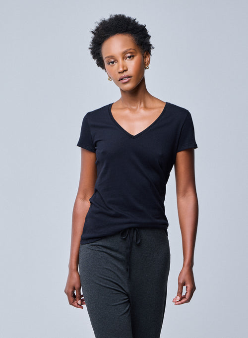 "Camiseta Julia cuello V manga corta de Algodón Deluxe" - MAJESTIC FILATURES