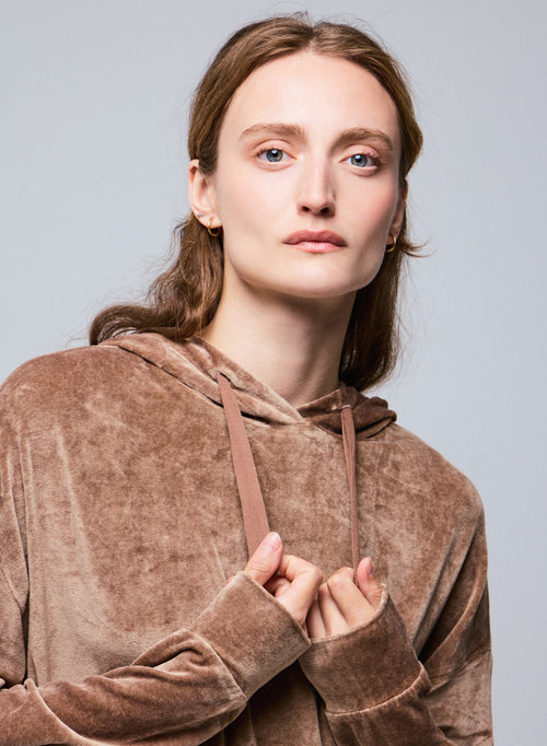 Beigefarbenes Kapuzensweatshirt mit langen Ärmeln aus Baumwolle / Modal / Elasthan - MAJESTIC FILATURES