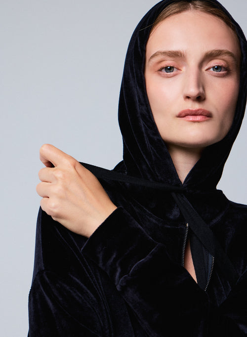 Marineblaues Kapuzensweatshirt mit langen Ärmeln aus Baumwolle / Modal / Elasthan - MAJESTIC FILATURES