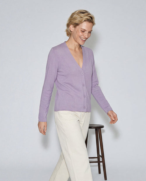 Langärmelige Kaschmirweste mit V-Ausschnitt in Hellviolett  - MAJESTIC FILATURES