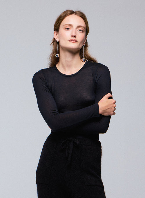 Black Round Neck Long Sleeves T-shirt in Viscose / Cashmere - MAJESTIC FILATURES