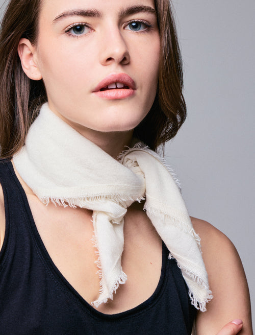 Bandana Blanc en Cachemire - MAJESTIC FILATURES