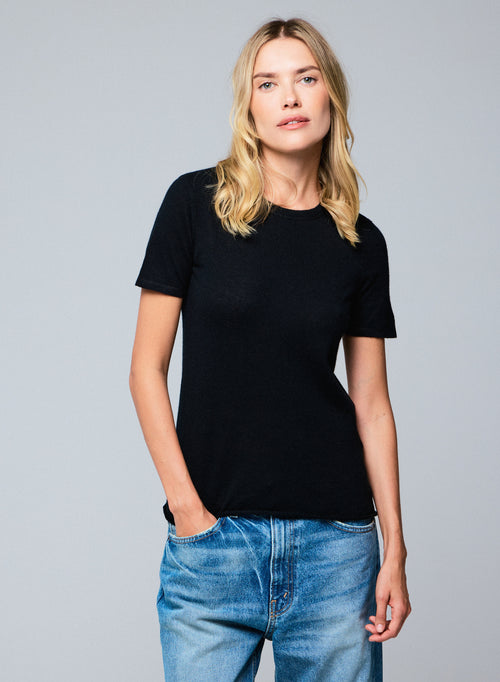 T-shirt Noir Col Rond Manches Courtes en Cachemire - MAJESTIC FILATURES