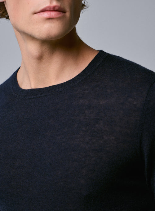 Marineblaues Kaschmir-T-Shirt mit Rundhalsausschnitt und kurzen Ärmeln - MAJESTIC FILATURES