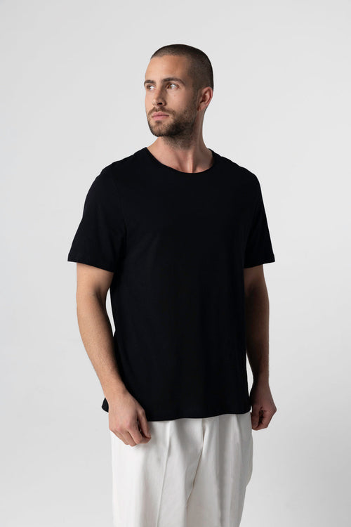Camiseta negra de cuello redondo y manga corta de algodón orgánico - MAJESTIC FILATURES