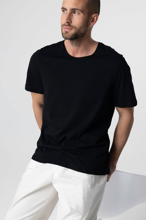 Camiseta negra de cuello redondo y manga corta de algodón orgánico - MAJESTIC FILATURES